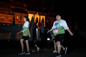 BIB: 605
                            <button type="button" onclick="openModal(22280513)" class="btn btn-primary btn-sm float-right btn-popup" data-toggle="modal" data-target=".modal-high-quality">
                        <i class="fas fa-shopping-cart"></i> Add to Cart
                    </button>
                                            <button type="button" onclick="isThisMe(22280513, true)" class="btn btn-success btn-sm float-right btn-popup btn-isme hidden" data-toggle="tooltip" data-placement="bottom" title="นี่คือรูปของคุณใช่ไหม คลิกที่นี่เพื่อเอาเข้าอัลบั้ม">
                        <i class="fas fa-plus"></i> Add to album
                    </button>
                    <button type="button" onclick="isThisMe(22280513, false)" class="btn btn-warning btn-sm float-right btn-popup btn-isnotme hidden">
                        <i class="fas fa-ban"></i> Remove from album
                    </button>